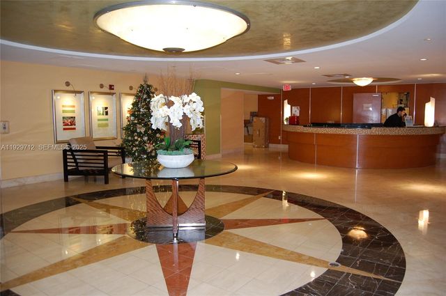 7350 SW 89th St 1908S, Miami, FL 33156