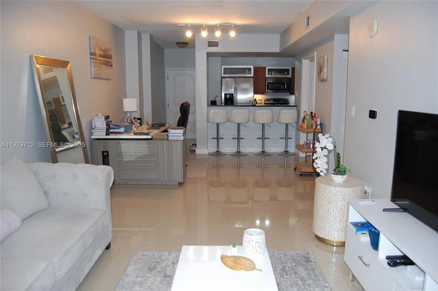 7350 SW 89th St 1908S, Miami, FL 33156