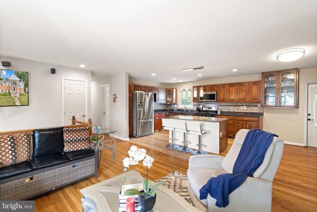 9709 LOUDOUN AVE, Manassas, VA 20109