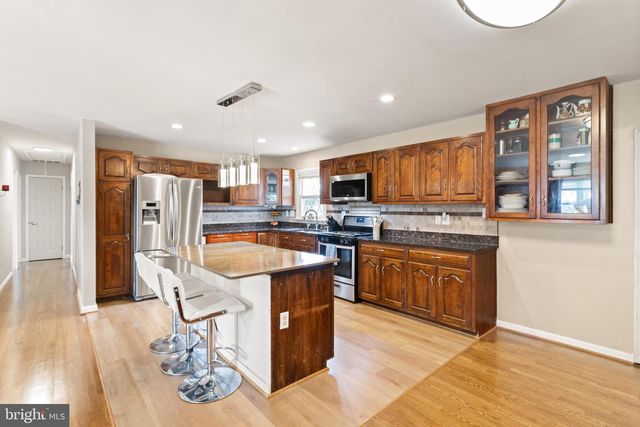 9709 LOUDOUN AVE, Manassas, VA 20109