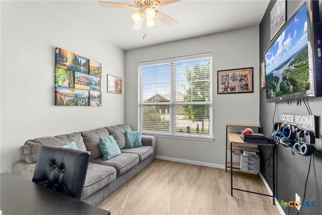 1324 Lakeway Crossing Drive, Temple, TX 76502