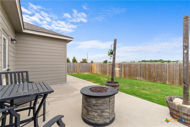 1324 Lakeway Crossing Drive, Temple, TX 76502