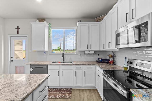 1324 Lakeway Crossing Drive, Temple, TX 76502