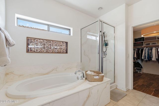 7053 N 7TH Avenue, Phoenix, AZ 85021