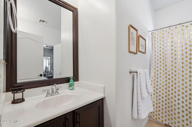 7053 N 7TH Avenue, Phoenix, AZ 85021