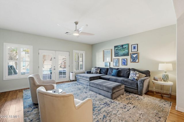 7053 N 7TH Avenue, Phoenix, AZ 85021