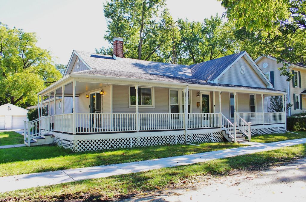 209 N Mcintyre Street, Wilmington, IL 60481 — exterior