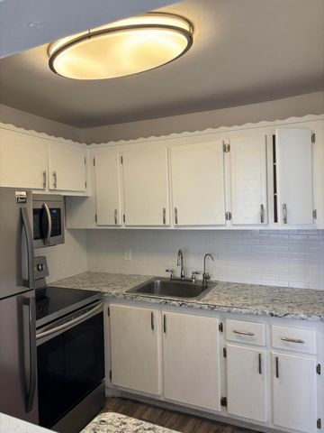 218 Windsor, West Palm Beach, FL 33417