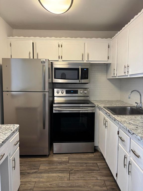 218 Windsor, West Palm Beach, FL 33417