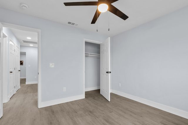 6907 Coronation Ct, Rio Linda, CA 95673