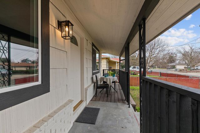 6907 Coronation Ct, Rio Linda, CA 95673