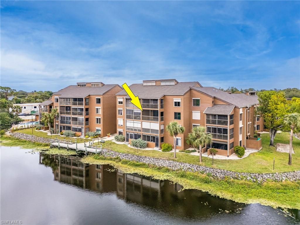 2067 W Lakeview BLVD 8, NORTH FORT MYERS, FL 33903 — exterior