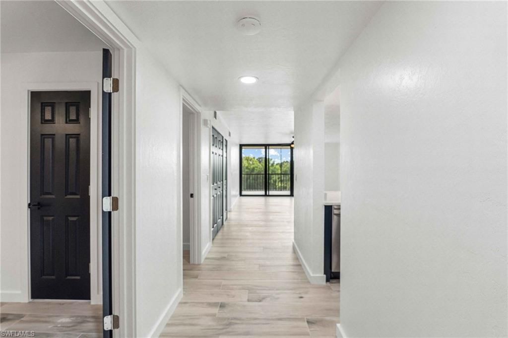 2067 W Lakeview BLVD 8, NORTH FORT MYERS, FL 33903 — photo 4
