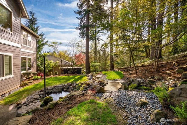 5823 NW Inglewood Court, Camas, WA 98607