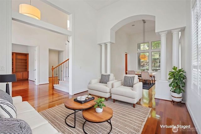 5823 NW Inglewood Court, Camas, WA 98607