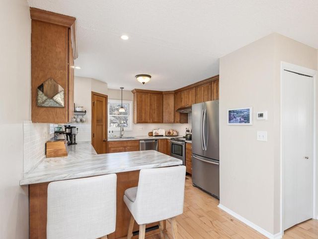 1036 Sunny Ridge Drive, Carver, MN 55315