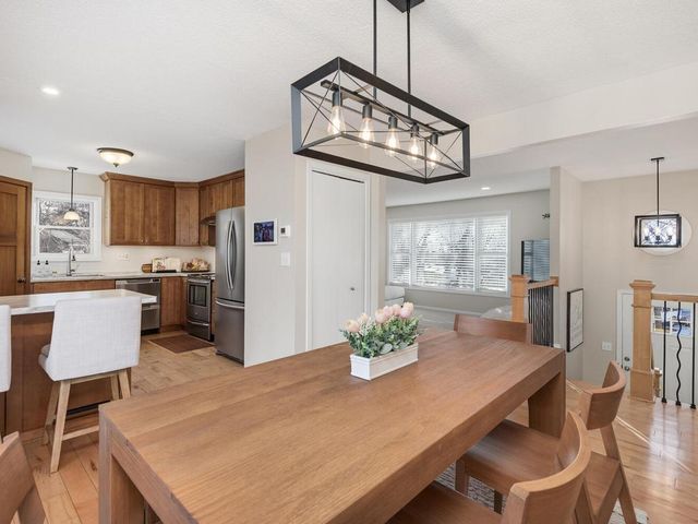 1036 Sunny Ridge Drive, Carver, MN 55315