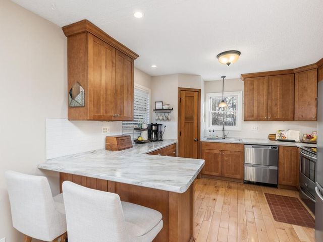 1036 Sunny Ridge Drive, Carver, MN 55315