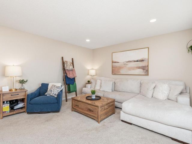 1036 Sunny Ridge Drive, Carver, MN 55315
