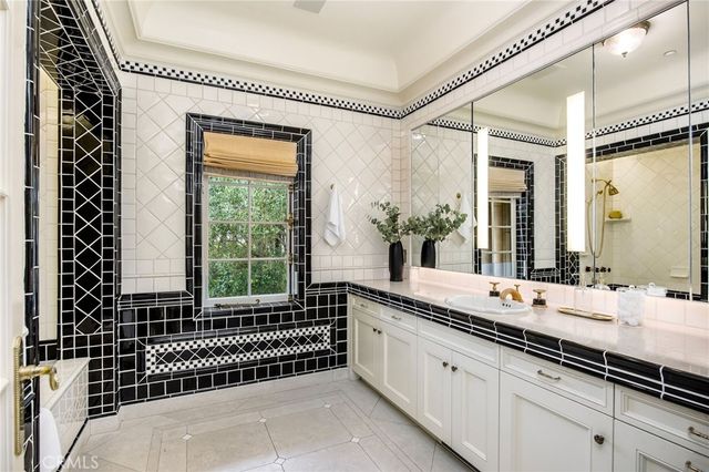 1129 Via Mirabel, Palos Verdes Estates, CA 90274