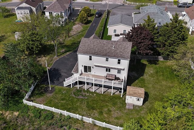 107 Newport Rd, Hull, MA 02045