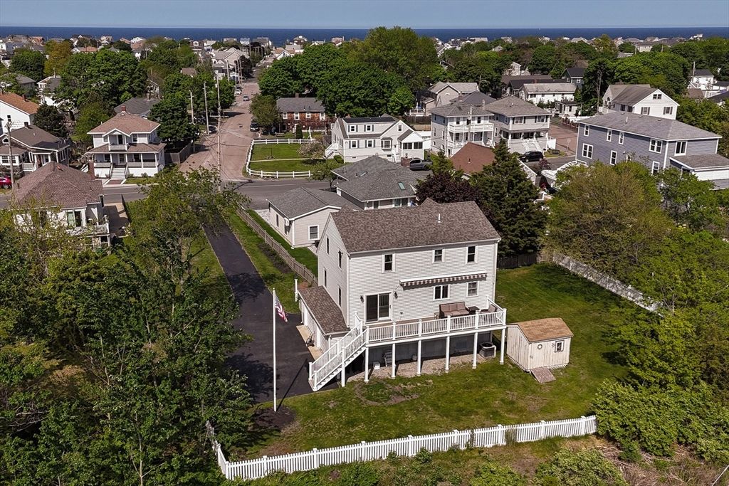 107 Newport Rd, Hull, MA 02045