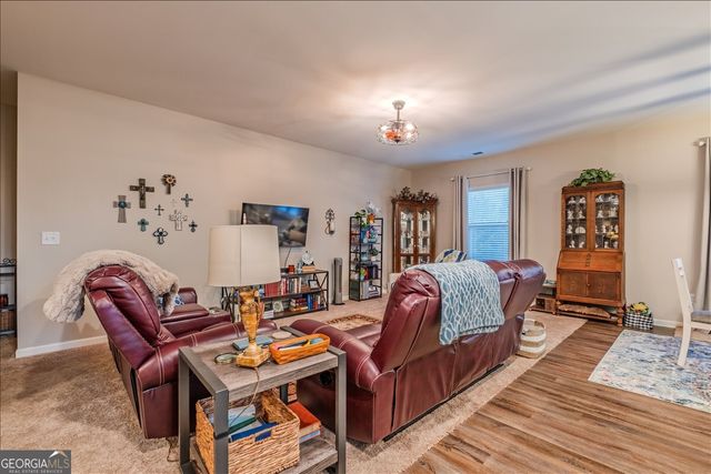 405 Nola Court NW, Cartersville, GA 30120