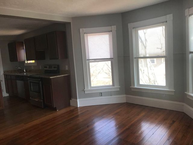 49 Eddy St 3, North Attleboro, MA 02760