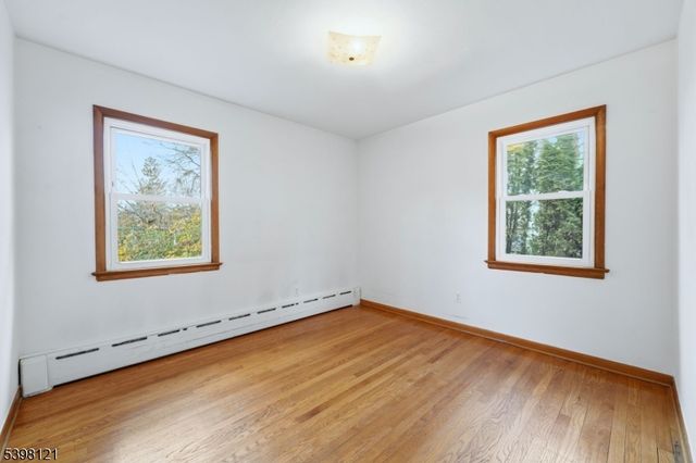 5 Dogwood Rd, Netcong Boro, NJ 07857