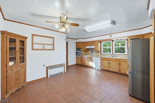 5 Dogwood Rd, Netcong Boro, NJ 07857