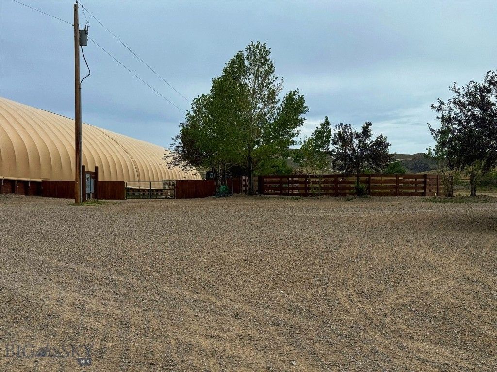 600 Blue Ribbon Lane, Dillon, MT 59725 photo 15