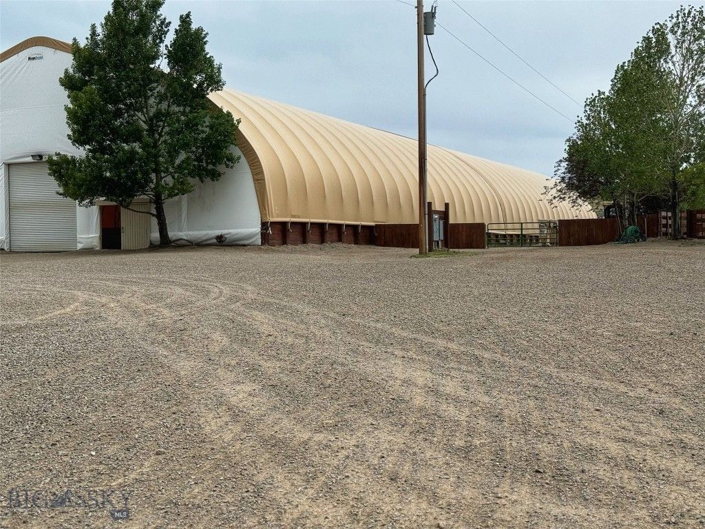 600 Blue Ribbon Lane, Dillon, MT 59725 photo 7