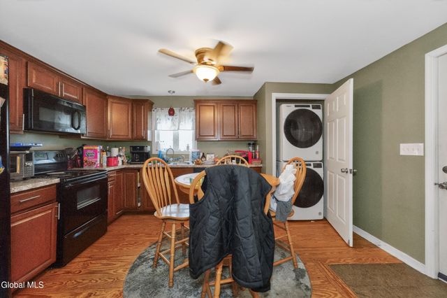 8 Elbow Street, Greenwich, NY 12834