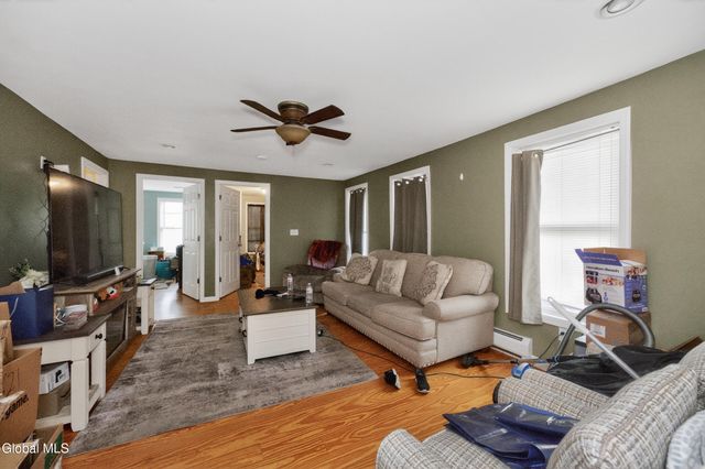 8 Elbow Street, Greenwich, NY 12834