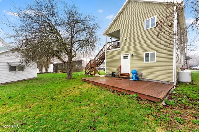 8 Elbow Street, Greenwich, NY 12834