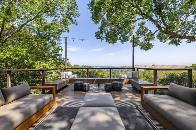 138 Bolivar Lane, Portola Valley, CA 94028