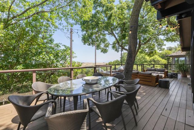 138 Bolivar Lane, Portola Valley, CA 94028