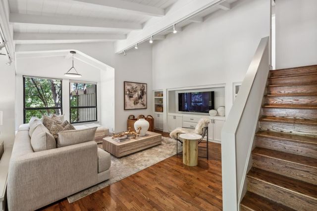 138 Bolivar Lane, Portola Valley, CA 94028