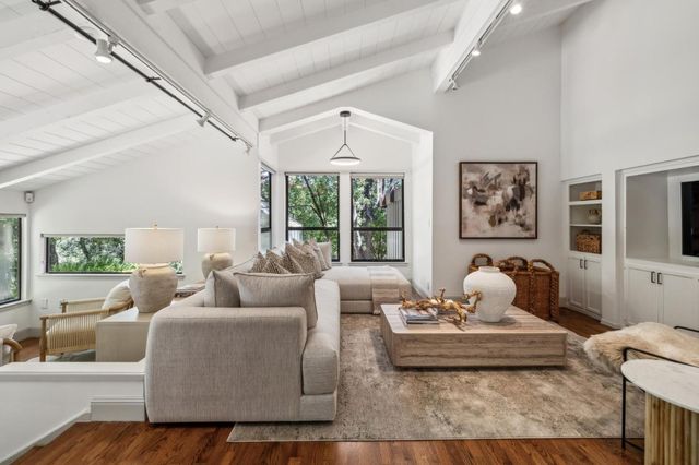 138 Bolivar Lane, Portola Valley, CA 94028