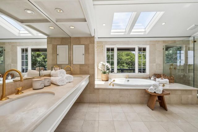 138 Bolivar Lane, Portola Valley, CA 94028