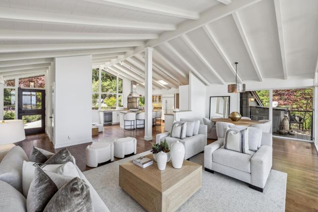 138 Bolivar Lane, Portola Valley, CA 94028