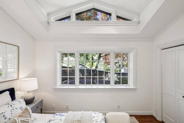 138 Bolivar Lane, Portola Valley, CA 94028