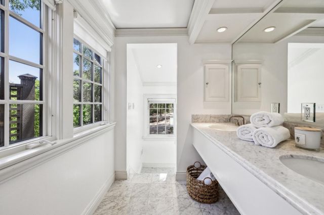 138 Bolivar Lane, Portola Valley, CA 94028