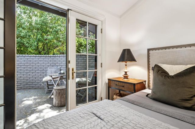 138 Bolivar Lane, Portola Valley, CA 94028