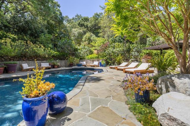 138 Bolivar Lane, Portola Valley, CA 94028