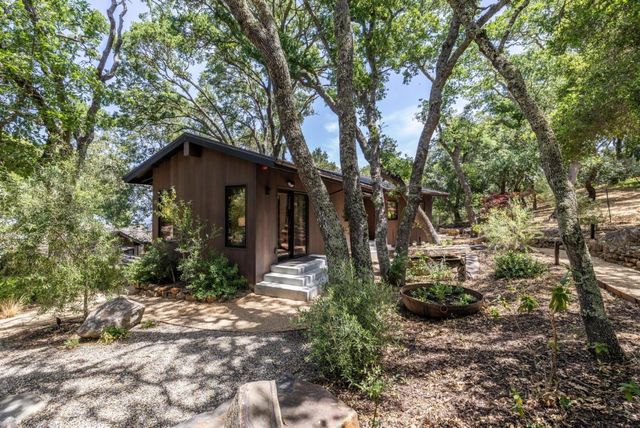 138 Bolivar Lane, Portola Valley, CA 94028