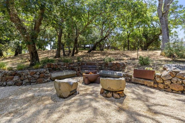 138 Bolivar Lane, Portola Valley, CA 94028