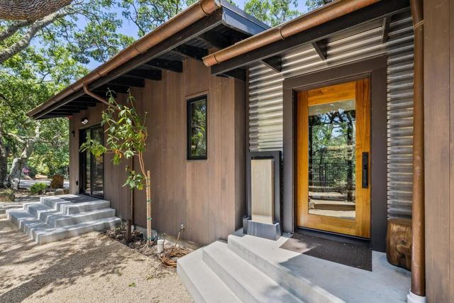 138 Bolivar Lane, Portola Valley, CA 94028