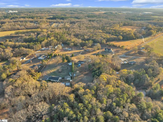 4105 Six & Twenty Road, Williamston, SC 29697