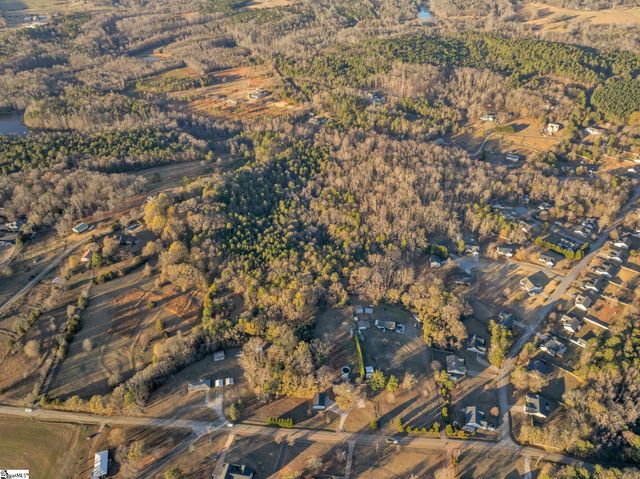 4105 Six & Twenty Road, Williamston, SC 29697